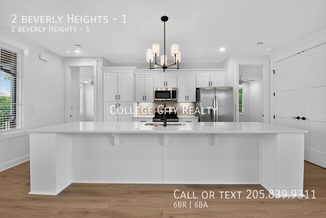 Building Photo - 2 Beverly Heights