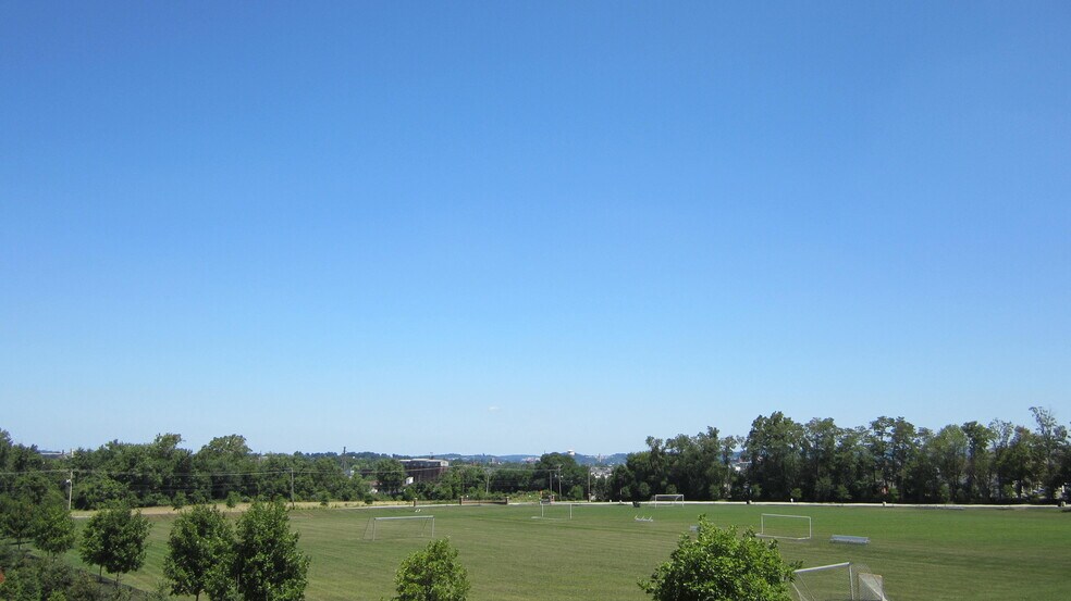 Building Photo - 987 Brechin Lane