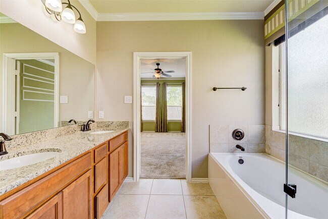 Building Photo - 15003 Telge Lake Trail