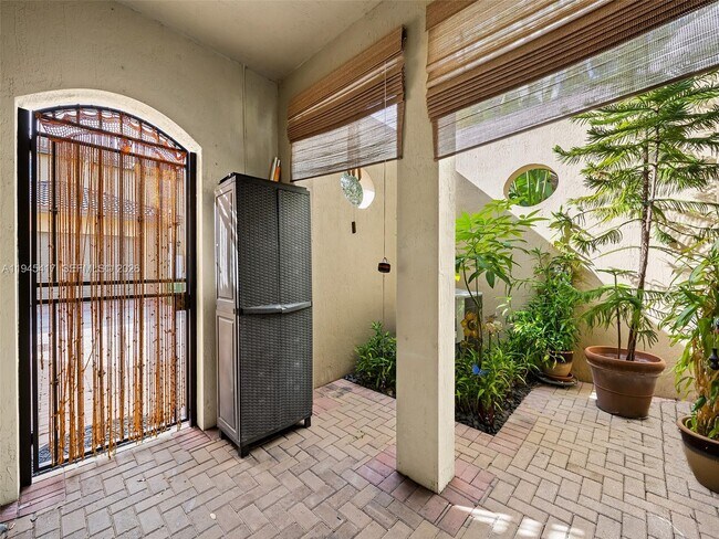 Building Photo - 14762 SW 12th St