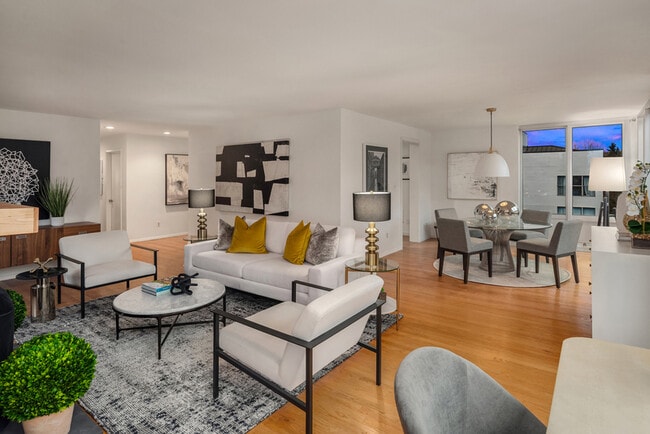 Building Photo - 1000 Union St