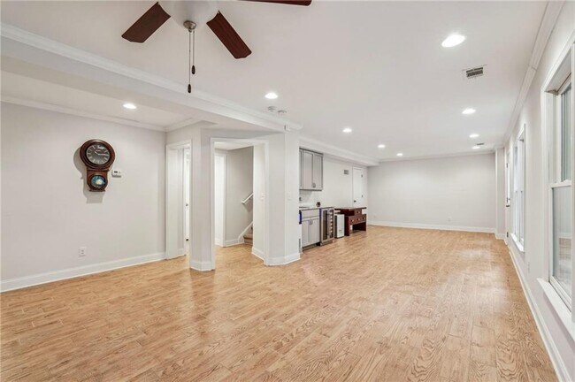 Building Photo - 2585 Drew Valley Rd NE