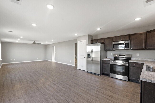 Building Photo - 231 Jared Parker Wy