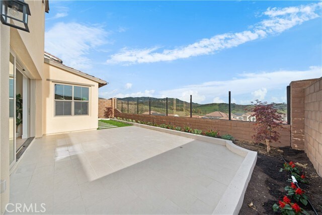 Building Photo - 206 Collino