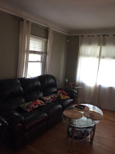 Building Photo - 1550 S Fillmore St