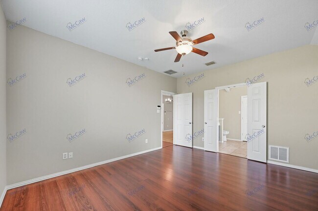 Building Photo - 4515 Sawgrass Dr