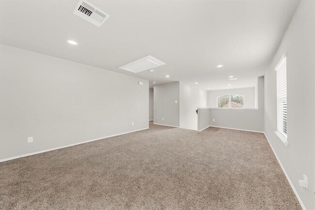 Building Photo - 9244 Inland Leather Ln