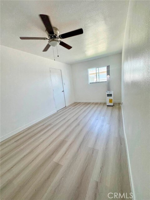 Building Photo - 1065 S Prospero Dr