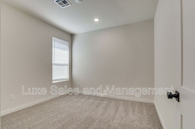 Building Photo - 8301 NW 163rd Ter