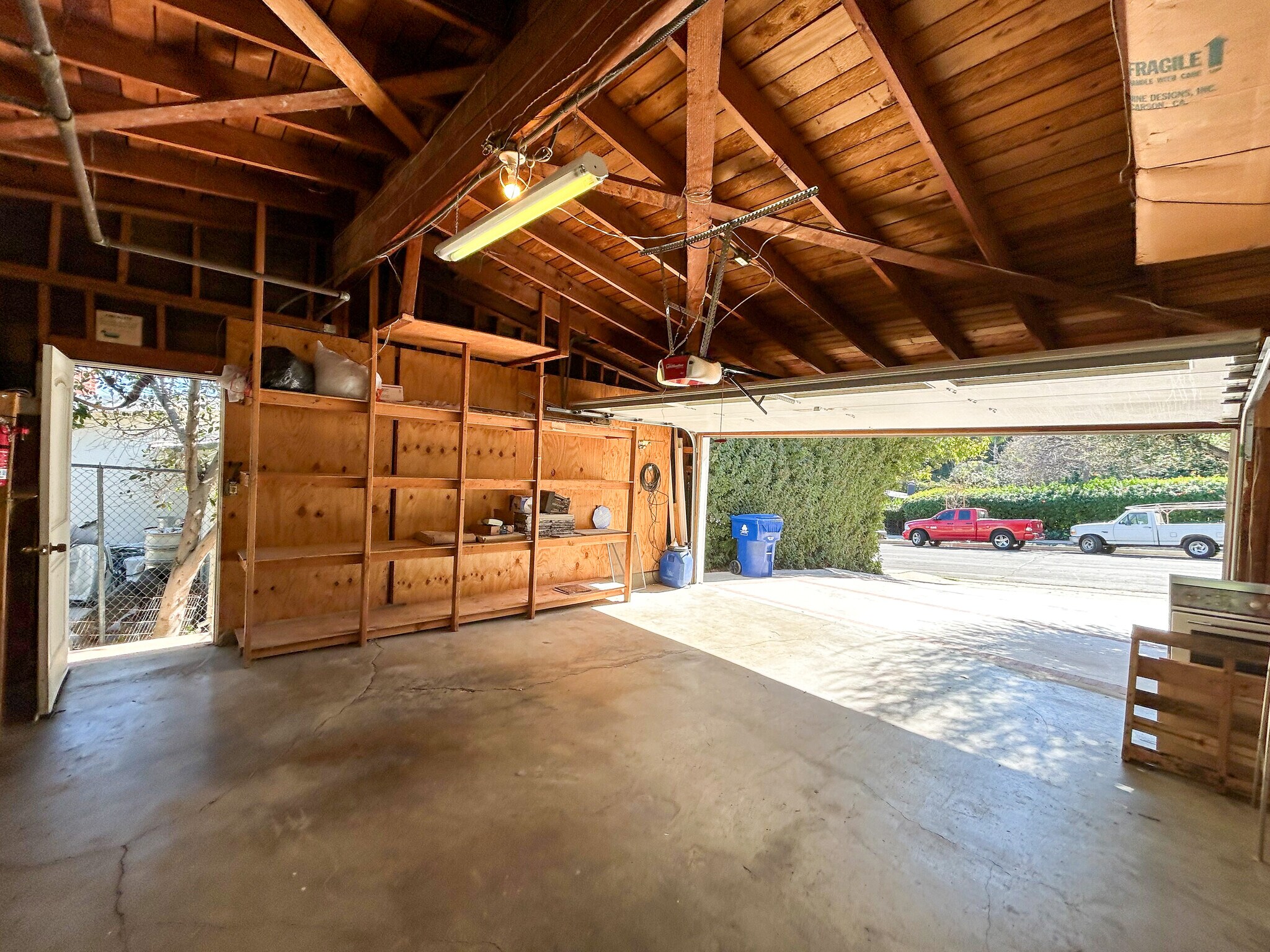 Garage w/Storage - 24507 Hatteras St