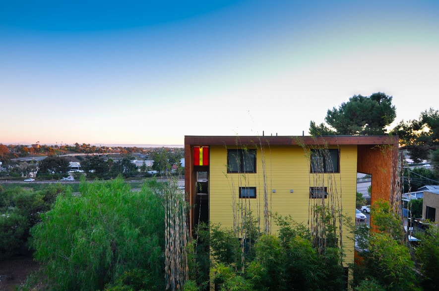 Building Photo - 3365 C St