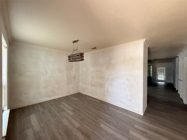 Building Photo - 17927 Branch Creek Dr