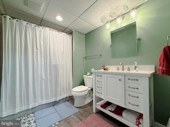 Building Photo - 23118 Silverberry Way
