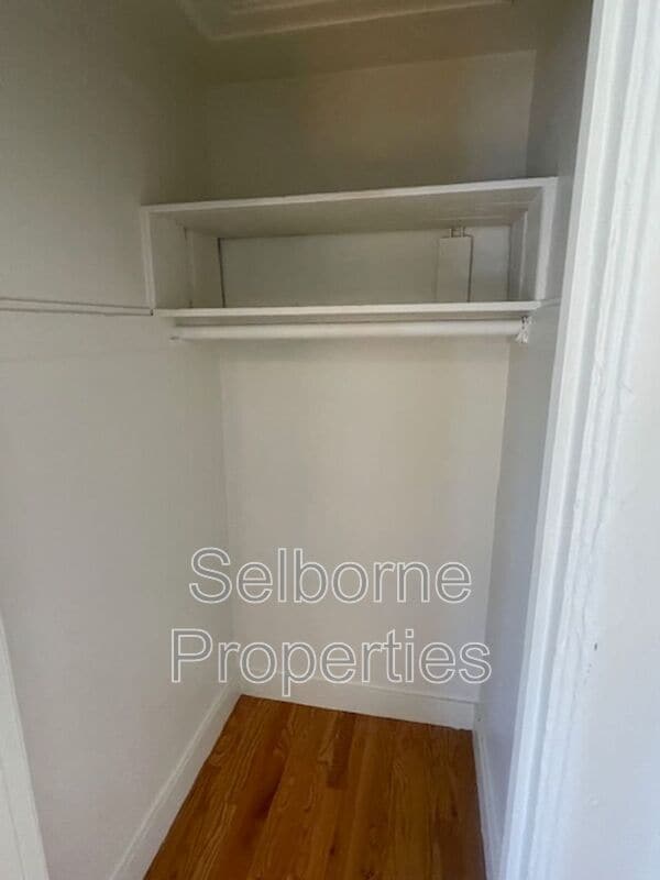 Building Photo - 546 Merrimac St
