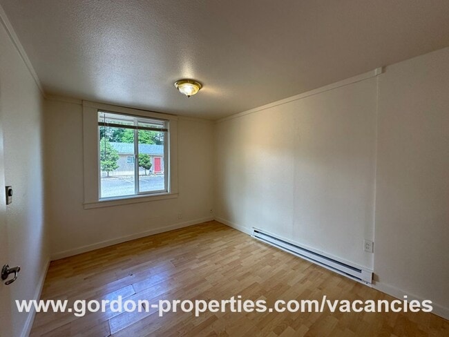 Building Photo - 15032 SE Arista Dr