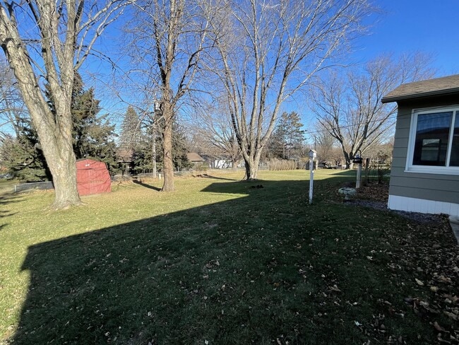 Building Photo - 1608 Mitchell Dr