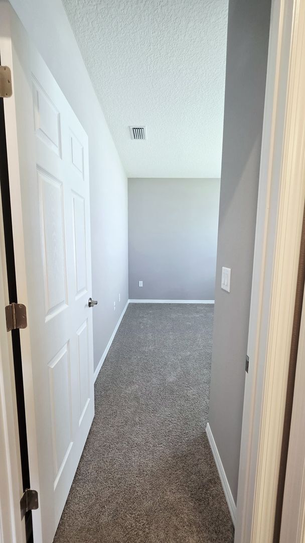 Building Photo - Executive 4BR / 3.5BA Home | Loft • Office...