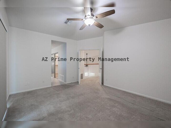 Building Photo - 1343 E Beacon Dr