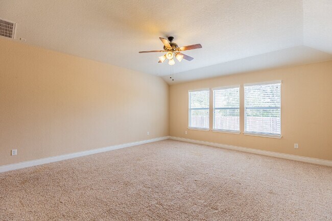 Building Photo - 3922 Retreat Run