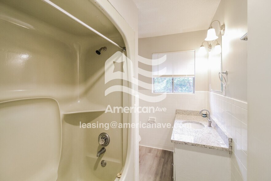 Building Photo - 200 Chestnut Rd