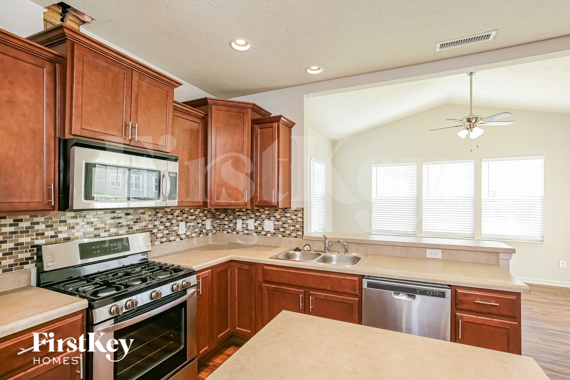 Building Photo - 5880 Crowley Pkwy