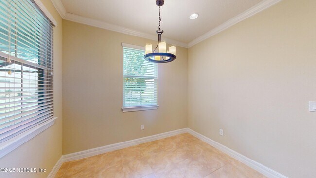 Building Photo - 29 Lakefront Ln