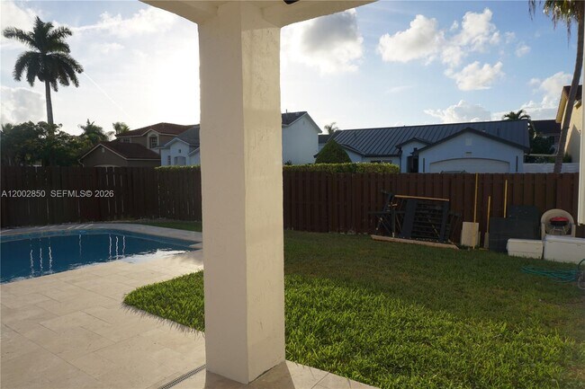 Building Photo - 15614 SW 110th Terrace