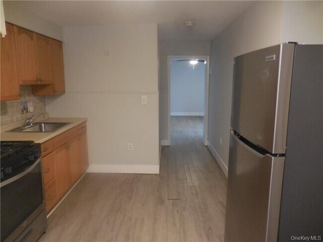 Building Photo - 78 Duncan Ave