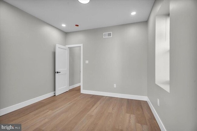 Building Photo - 1013 S 51st St