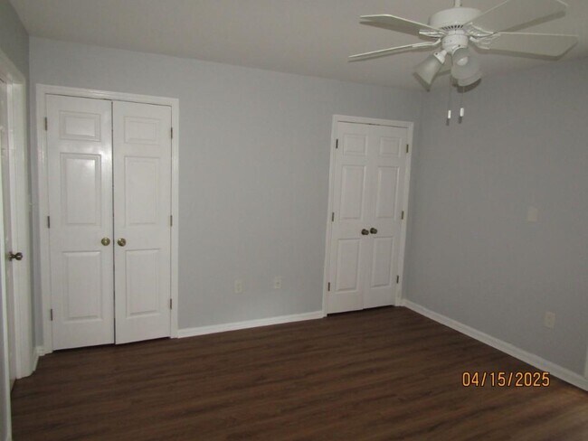 Building Photo - 603 Colony Dr