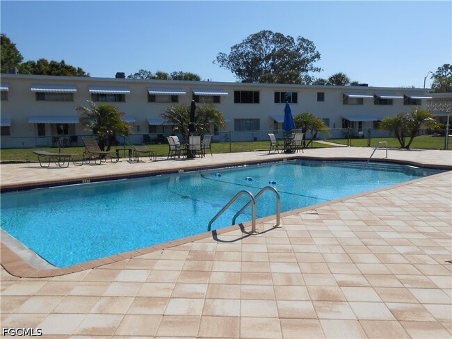 Building Photo - 357 Joel Blvd