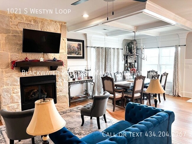 Building Photo - 1021 S Westyn Lp