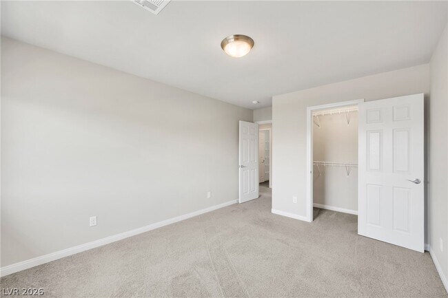 Building Photo - 9770 Hawk Crest St