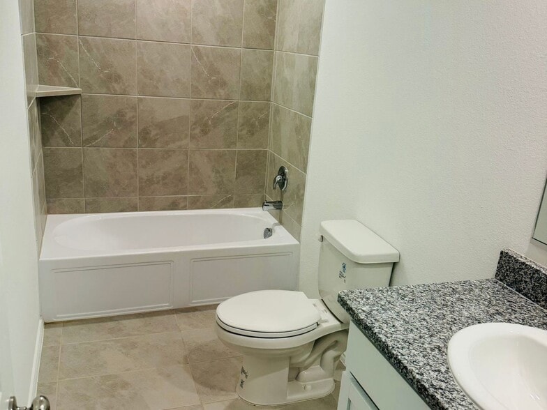 Building Photo - 9001 Thrasher Trl