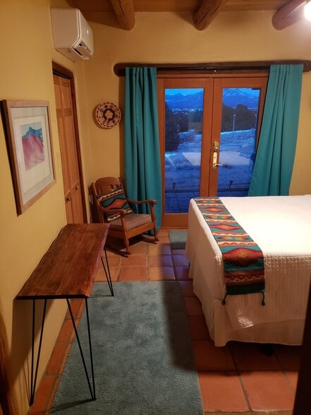 Building Photo - 28 San Marcos Rd W