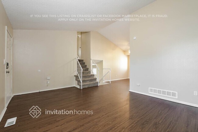 Building Photo - 11242 W 102nd Dr