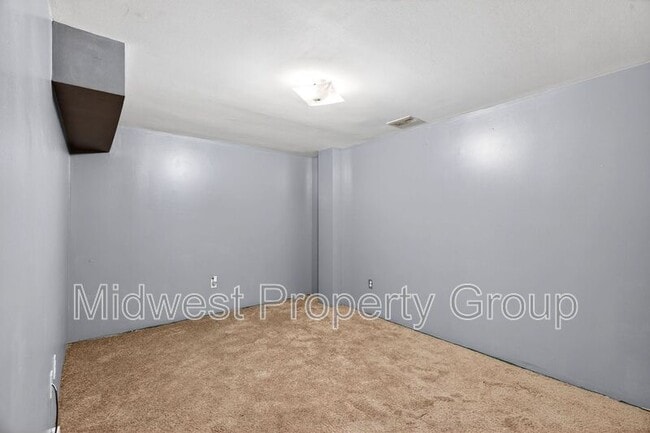 Building Photo - 3644 Vago Ln