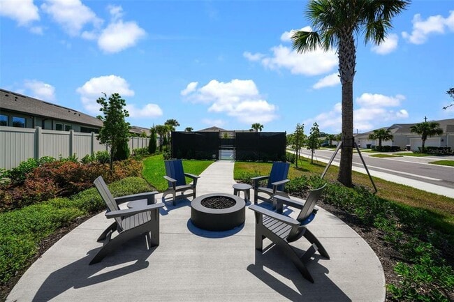 Building Photo - 3778 Maxwell Park Dr