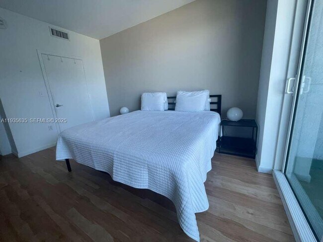 Building Photo - 244 Biscayne Blvd