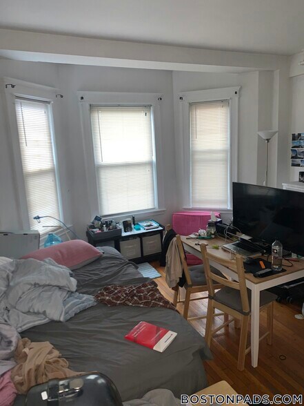 Building Photo - 270 Huntington Ave