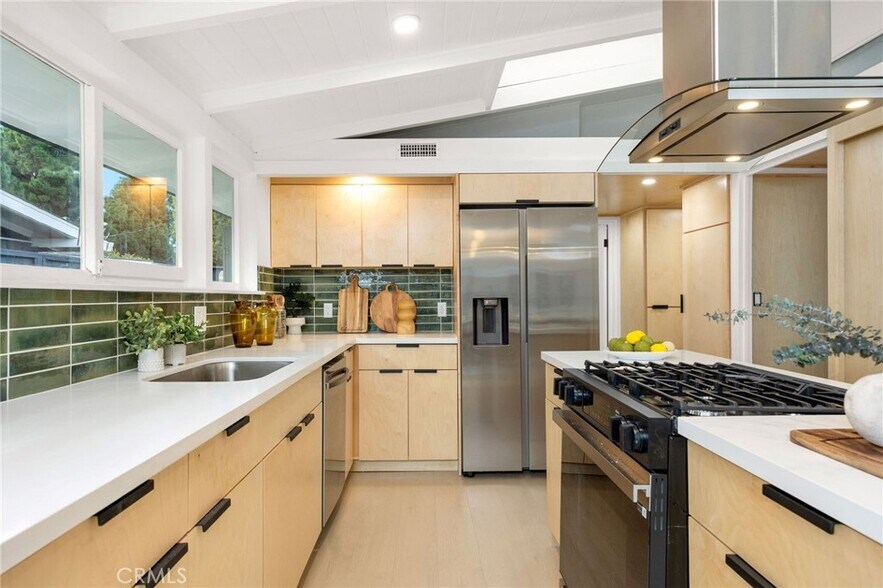 Building Photo - 3103 Shipway Ave