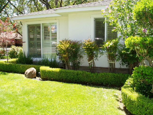 Building Photo - Charm abounds in this desirable College ne...