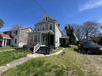 Building Photo - 918 Watson St