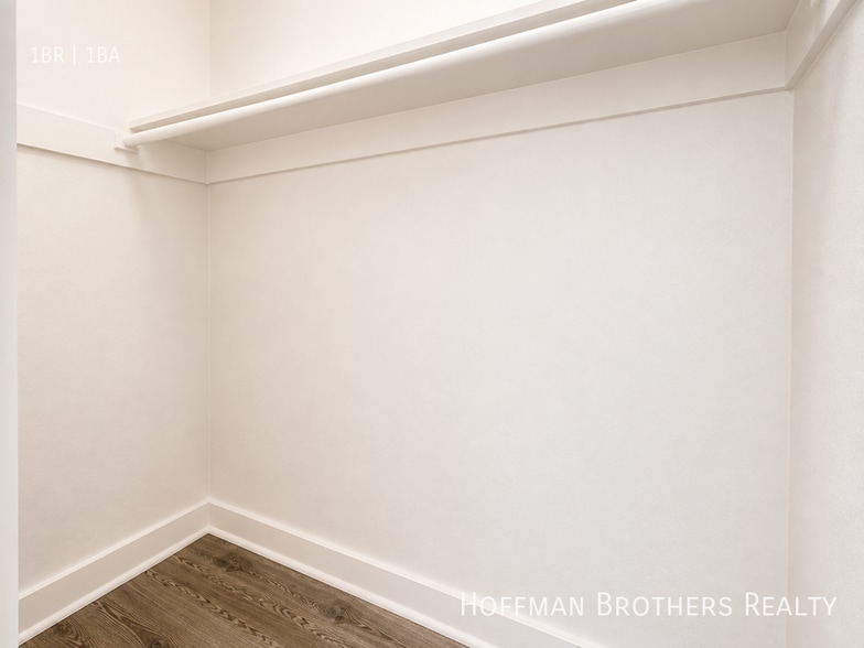 Building Photo - 2743 San Marino St