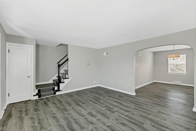 Building Photo - 3443 Lawn Ave