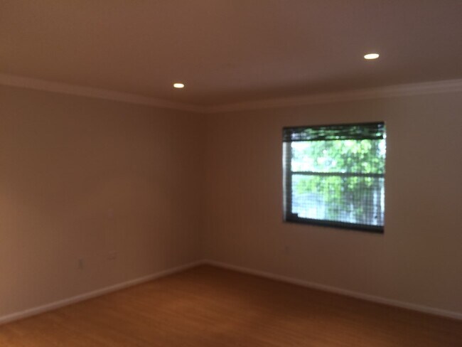 Building Photo - 9217 NW 54th St