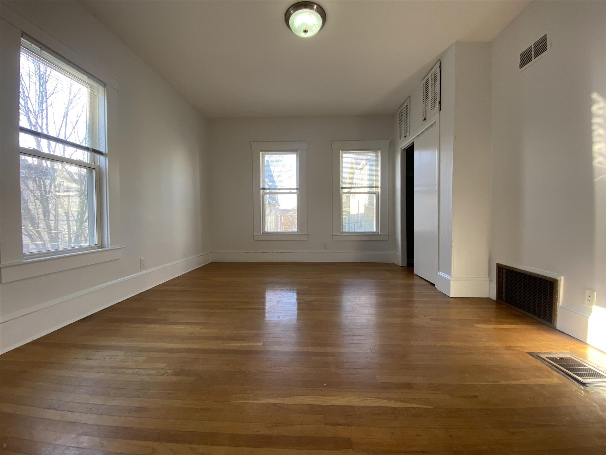 Building Photo - 21 Mount Vernon Park