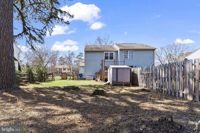 Building Photo - 4817 Kingfisher Ct