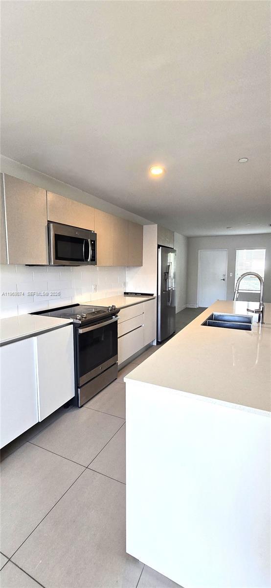 Building Photo - 2535 NE 193rd St