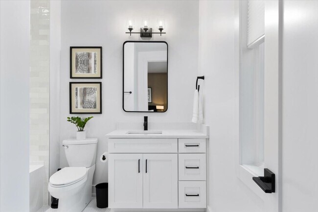 Building Photo - The Best Address in Germantown — Fully Furnished Executive Townhome, Move-In Ready | $8,995/Mo